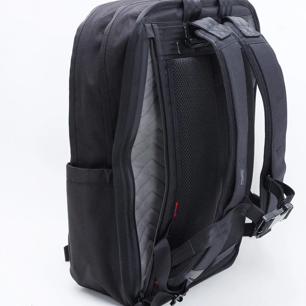 Chrome Hawes 26L Pack - Black